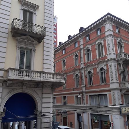 Centralissimo Grazioso Monolocale Турин Екстер'єр фото