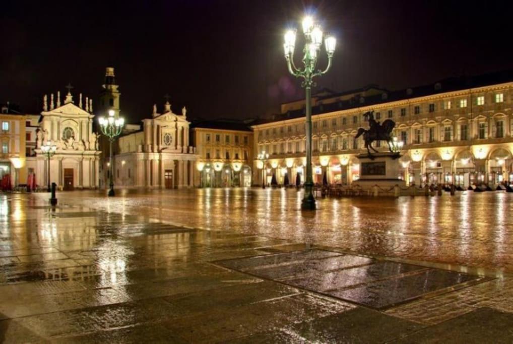 Centralissimo Grazioso Monolocale Турин Екстер'єр фото