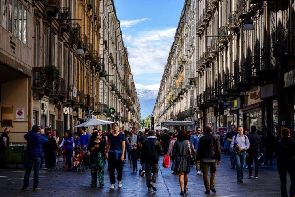 Centralissimo Grazioso Monolocale Турин Екстер'єр фото